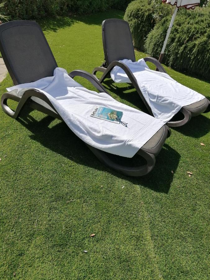 Holiday Rooms Antica Badia Volterra Exterior foto